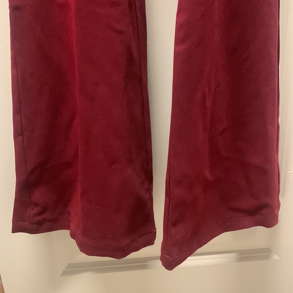 Flare leg jumpsuit - Picture 3 of 4